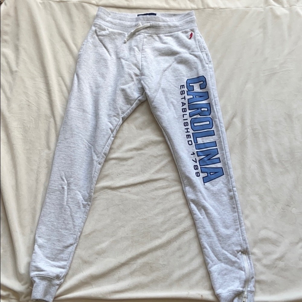 UNC grey sweatpants